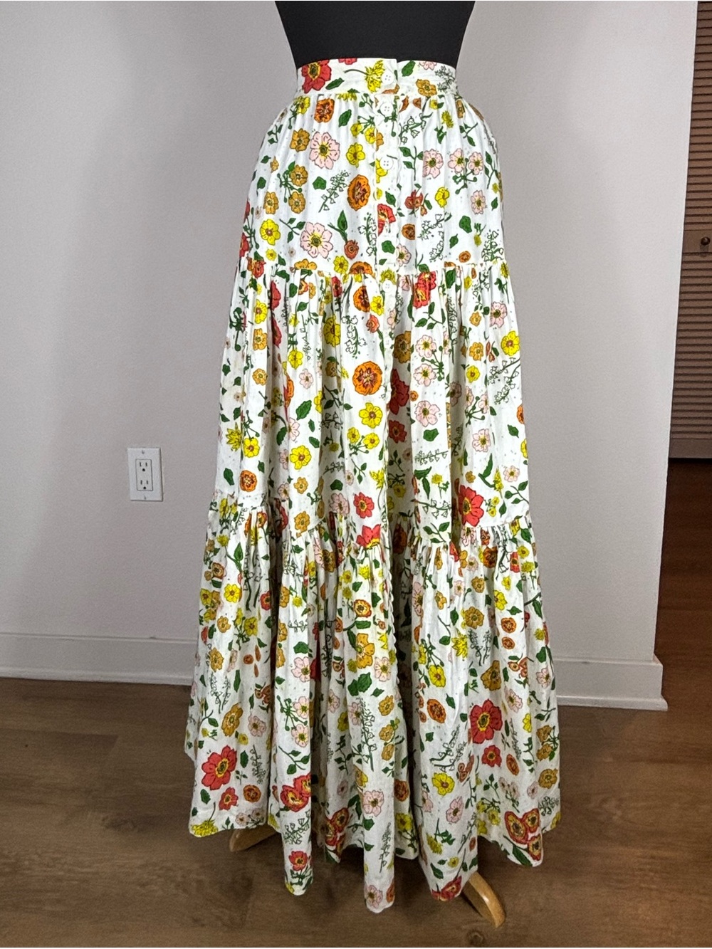 Wiggy Kit Floral Tiered Cotton Maxi Skirt - White with Multicolor Flowers